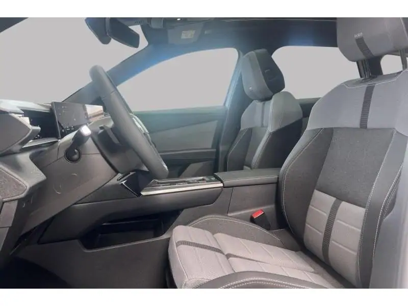 VEHICLE__CONDITION_SERVICE Opel Grandland GS WHITE 12