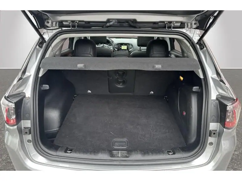 Occasion Jeep Compass LIMITED 1.4 TURBO 4X4 GREY 19