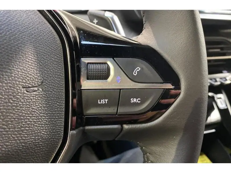 Occasion Peugeot 2008 Allure HYBRID 145 pk GREY 22