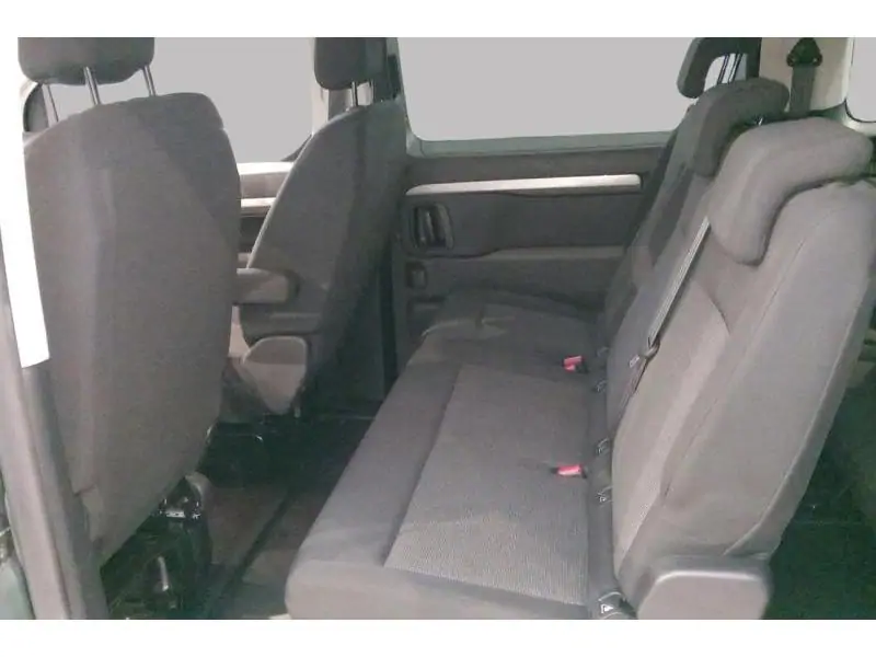 Occasion Peugeot Traveller 8 places GREEN 18
