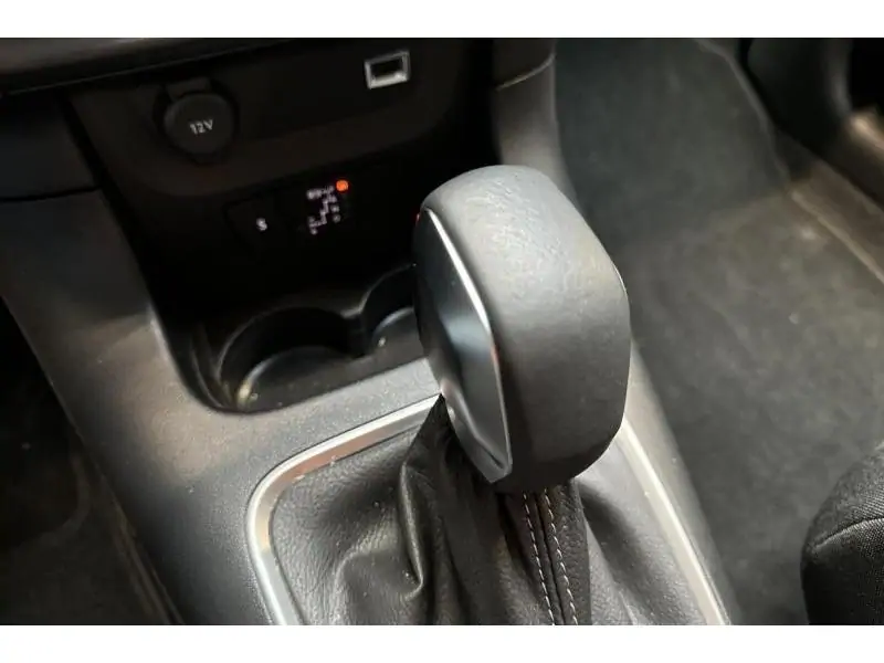 Occasion Citroen C3 Shine automaat BEIGE 20