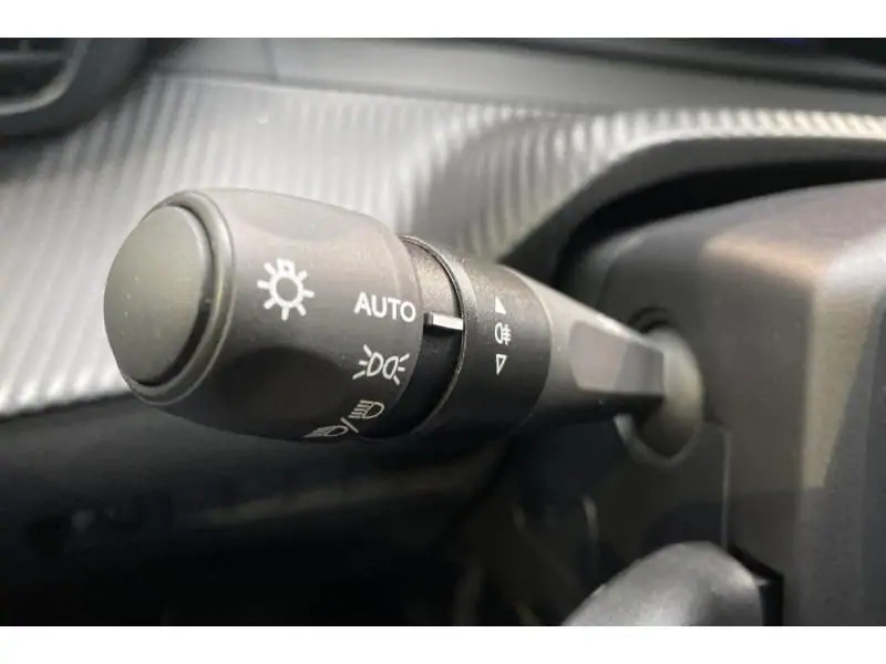 VEHICLE__CONDITION_SERVICE Peugeot 2008 ALLURE*Navi Détecteurs Boite Auto!*disp11/26 BLACK 26