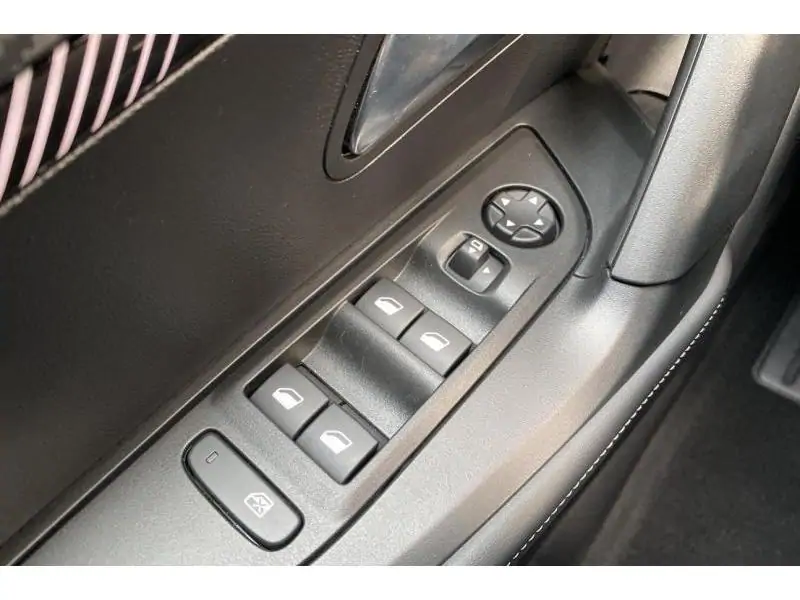 Occasion Peugeot 2008 Allure RED 17