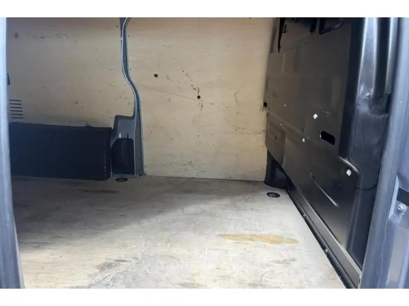 Occasion Opel Vivaro Utilitaire 1.5 MANUAL GREY 18