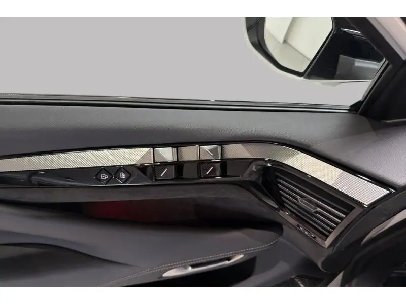 VEHICLE__CONDITION_SERVICE Peugeot 5008 ALLURE Hybrid 145 ch e-DSC6 GREY 17
