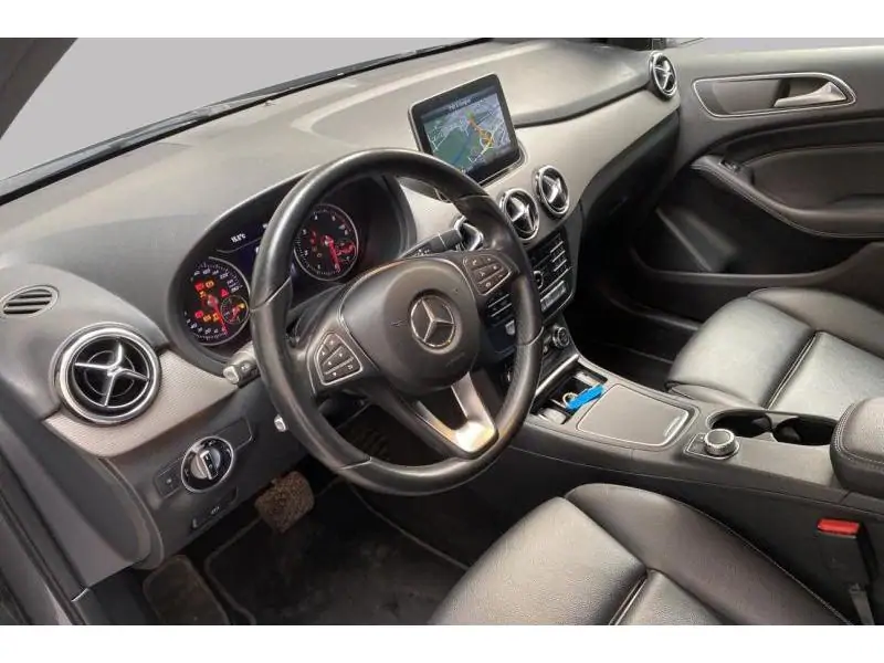 Occasion Mercedes-Benz B 200 *Pano - GPS - Caméra* GREY 9