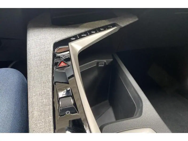 Occasion Peugeot 5008 Allure Hybrid 7 places BLUE 35