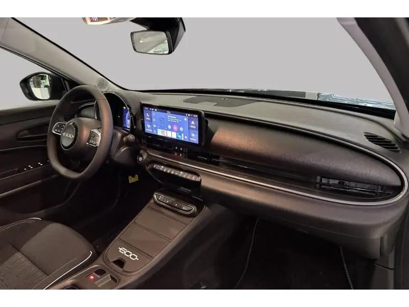 VEHICLE__CONDITION_SERVICE Fiat 600 Hybrid 110pk POP GREEN 2