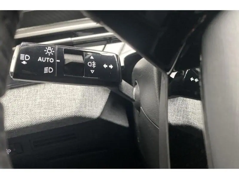 VEHICLE__CONDITION_SERVICE Peugeot 3008 III & e- Allure GREY 22