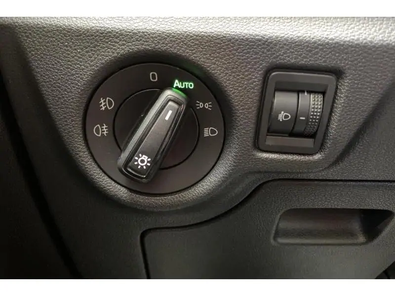 Occasie Skoda Kamiq Style 1.5 TSI 150 GREY 21