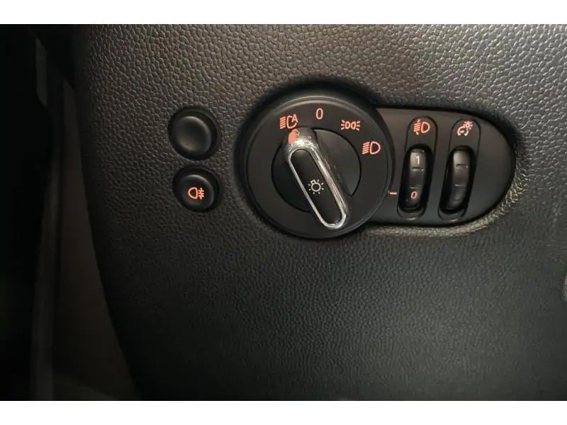 Occasion MINI Cooper Facelift Mini One - 5 DOORS BLACK 23