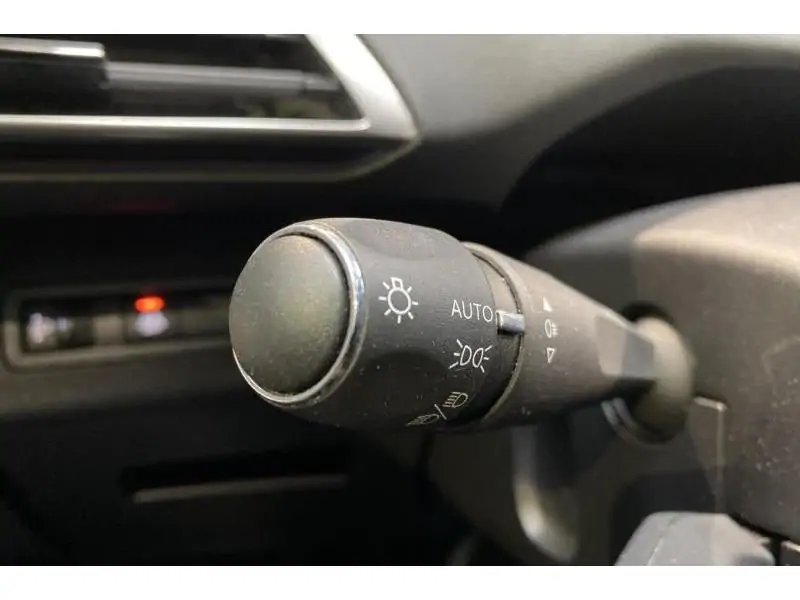 Occasion Peugeot 3008 Allure GREY 23