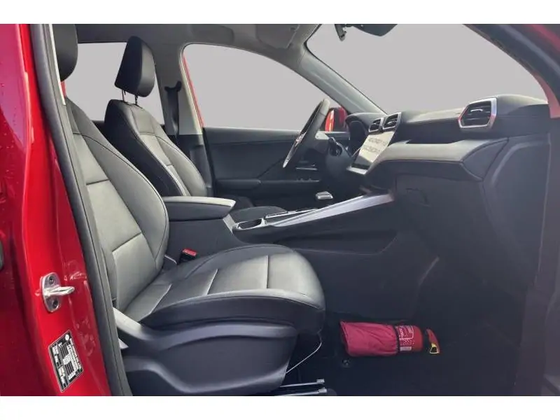 VEHICLE__CONDITION_SERVICE MG ZS LUXURY HEV RED 8