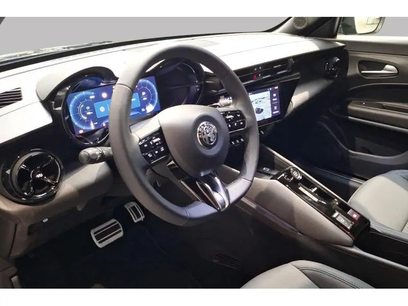 VEHICLE__CONDITION_SERVICE Alfa Romeo Junior Ibrida Speciale BLACK 9