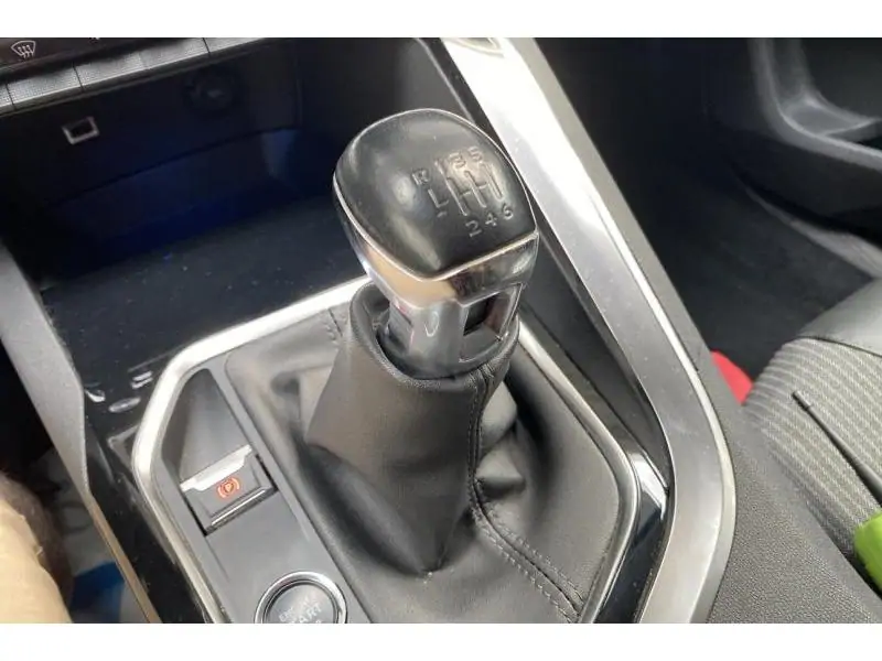 Occasion Peugeot 5008 II Allure Pack* GPS Caméra WHITE 16