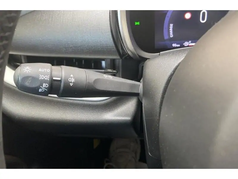 Occasion Fiat 600 Hybrid WHITE 26