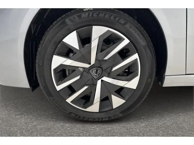 VEHICLE__CONDITION_SERVICE Peugeot 208 Style 1.2 Hybrid 110ch e-DCS6 GREY 20