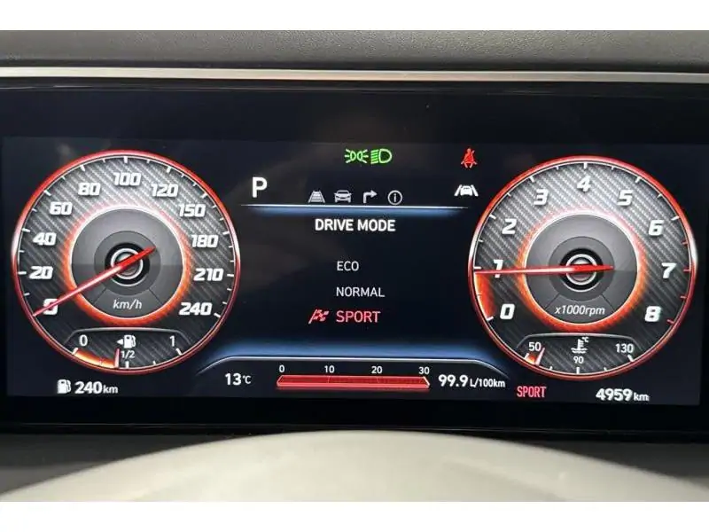 Occasion Hyundai Tucson 1.6 T-GDi 48V Feel 7-DCT MHEV WHITE 29