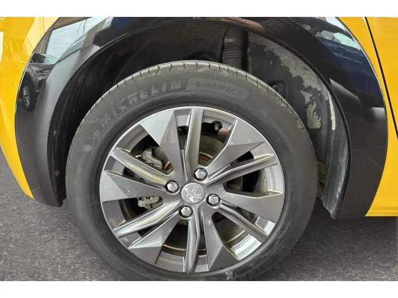 Occasion Peugeot 208 STYLE YELLOW 20