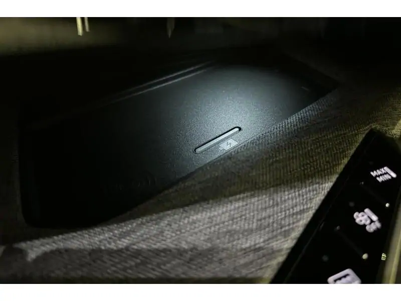 VEHICLE__CONDITION_SERVICE Peugeot 5008 GT Hybrid 136 e-DCS6 Full Opti GREY 26