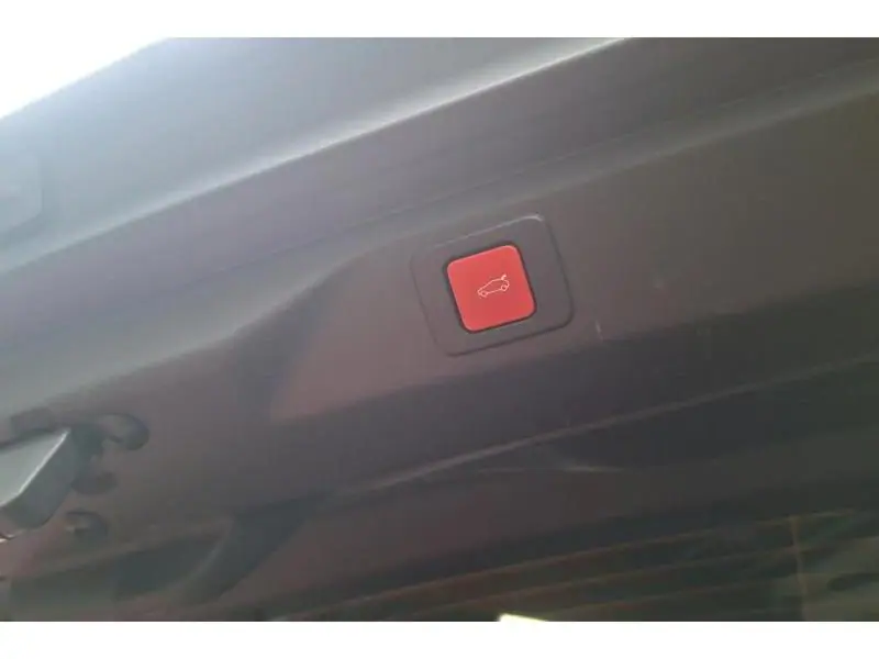 Occasion Peugeot 3008 GT BLUE 21