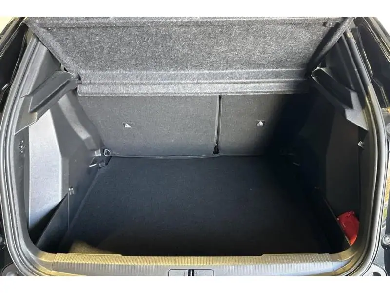 Occasion Peugeot 2008 Style Hybrid 136 BLACK 19