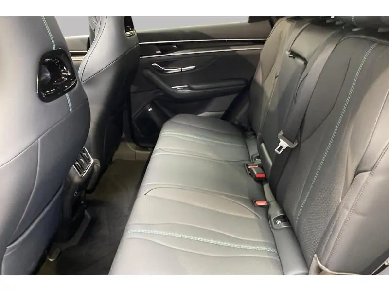 Occasion BYD Seal U DM-I DM-i 218 PHEV BOOST 2WD BLACK 18