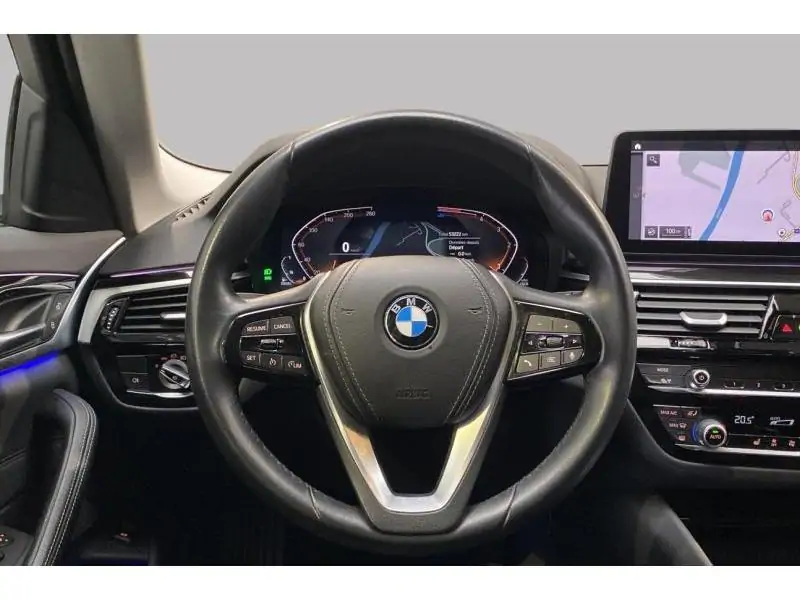 Occasion BMW Serie 5 520 d GREY 12