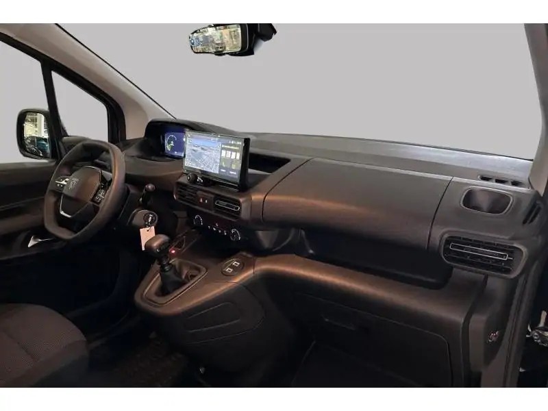 VEHICLE__CONDITION_SERVICE Peugeot Partner Standard Light 1.2 Turbo 110 Man.6 BLACK 2