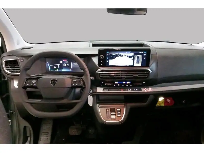 VEHICLE__CONDITION_SERVICE Peugeot Traveller 8 places GREEN 13