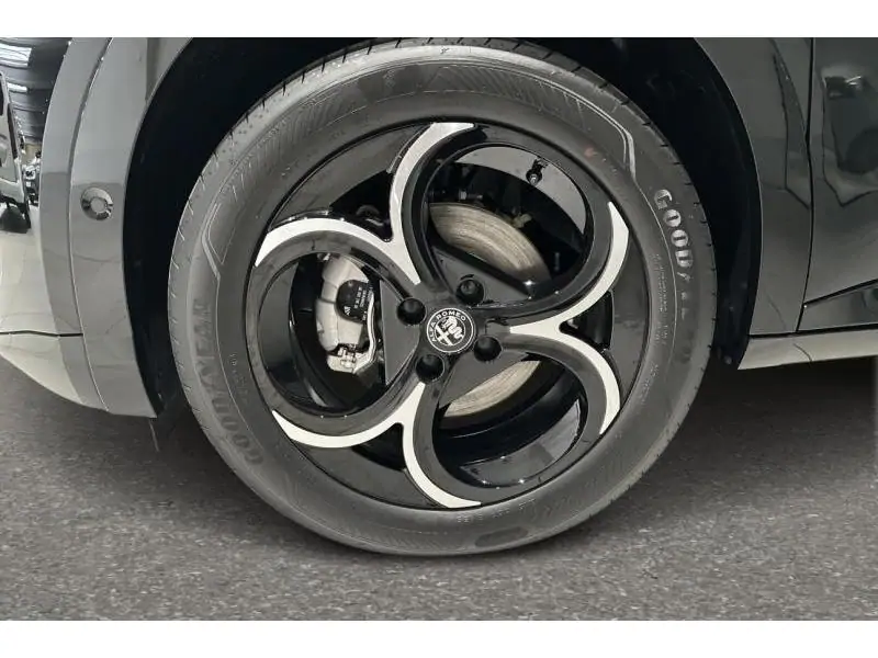 VEHICLE__CONDITION_SERVICE Alfa Romeo Junior Ibrida Hybrid 145 BLACK 20