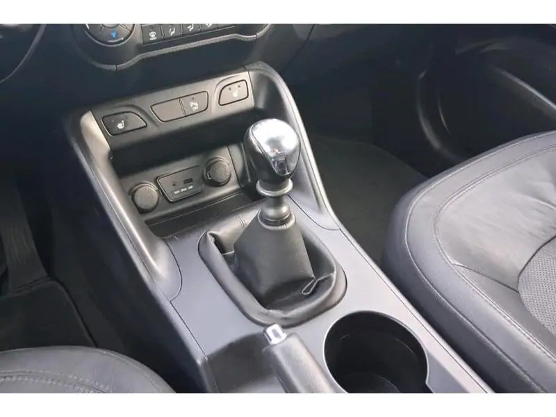 Occasion Hyundai ix35 SUV MANUAL WHITE 16