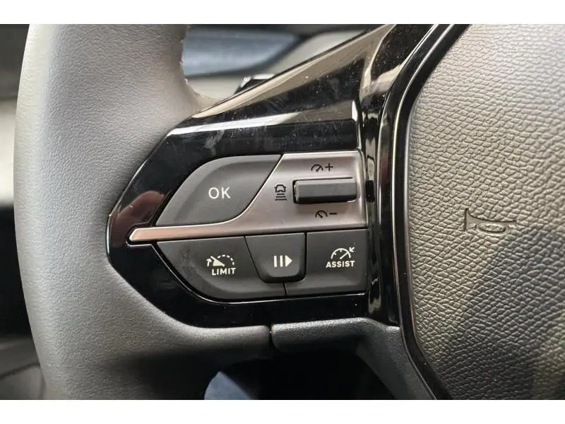 Occasion Peugeot 308 SW ALLURE Hybrid 136 e-DSC6 BLACK 21