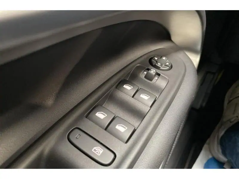 Occasion Jeep Avenger SUMMIT BEIGE 17