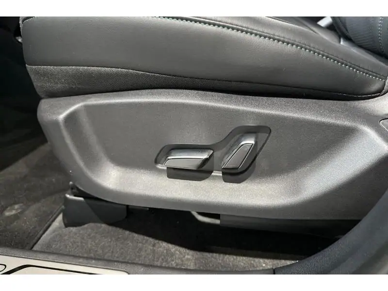 VEHICLE__CONDITION_SERVICE BYD Seal U DM-I BOOST BLACK 24