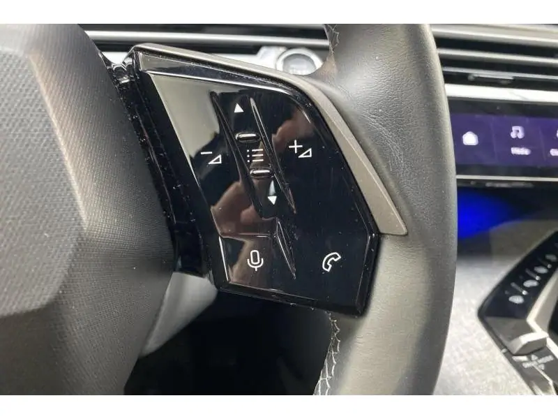 Occasion Peugeot 3008 Allure HYBRID BLUE 22