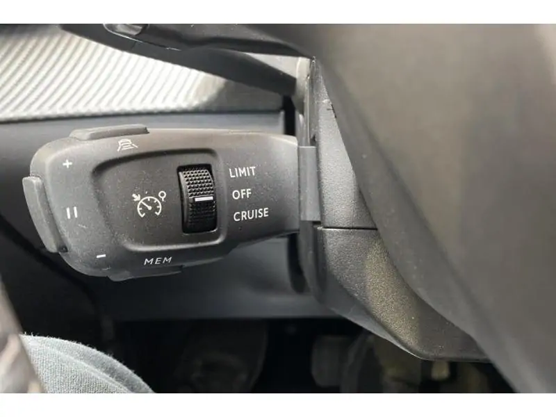 Occasion Peugeot 208 Allure - HYBRID GREY 24