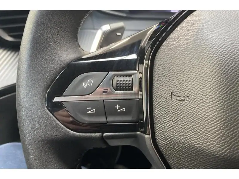 Occasion Peugeot 2008 Allure*GPS Détecteurs obs. BLACK 24