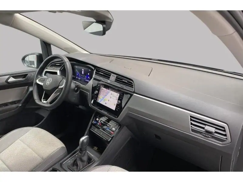 Occasion Volkswagen Touran Comfortline 7 PLACES 1.5 TSI D BLACK 2