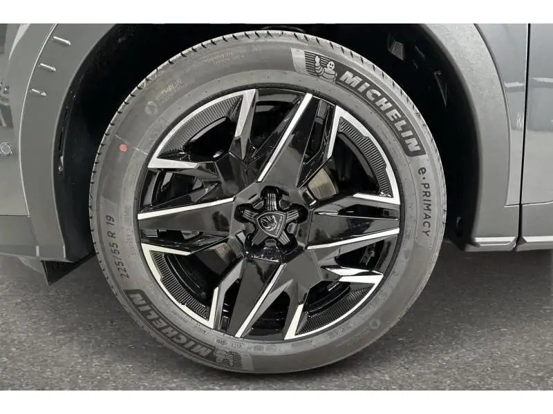 VEHICLE__CONDITION_SERVICE Peugeot 5008 ALLURE Hybrid 145 ch e-DSC6 GREY 20