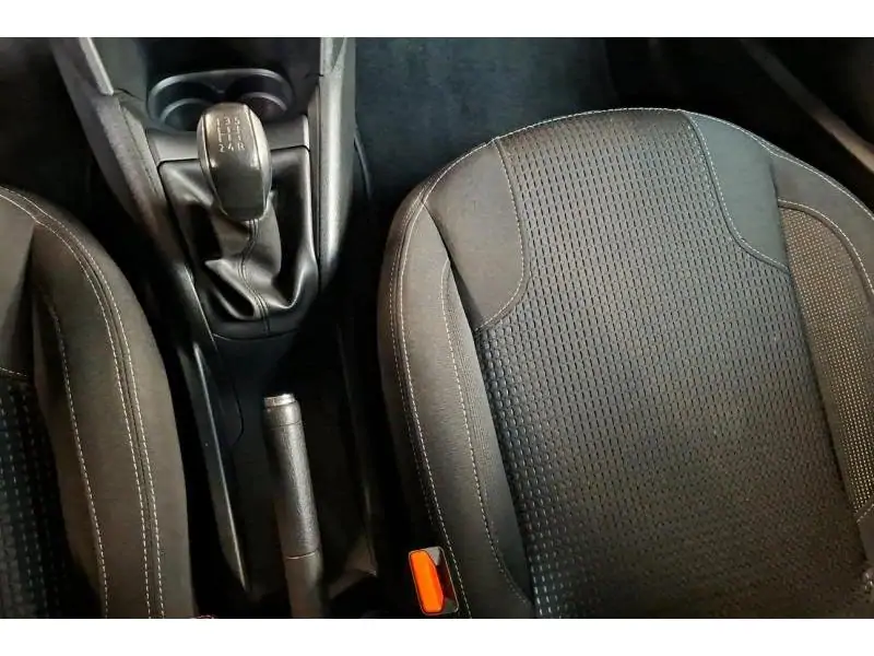 Occasion Peugeot 208 Allure Gps camera 110pk trekhaak BLACK 16