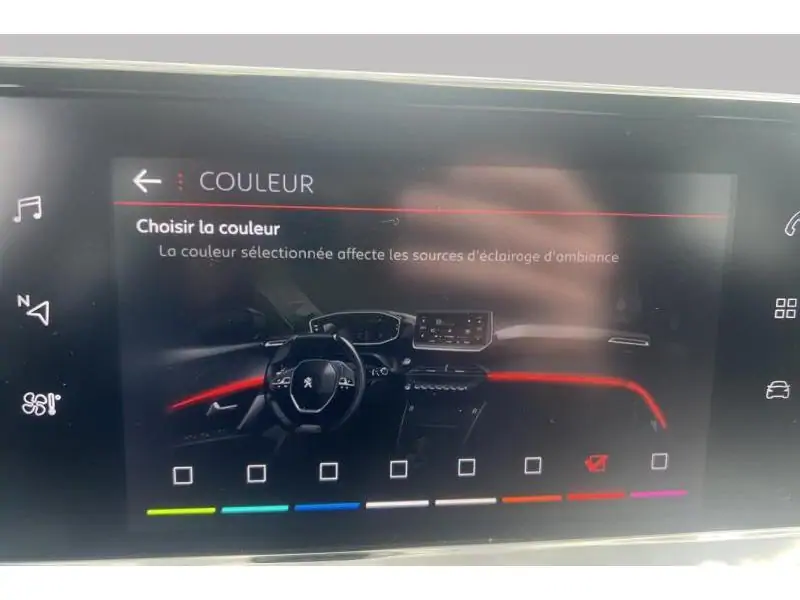 Occasion Peugeot 208 gt line WHITE 22