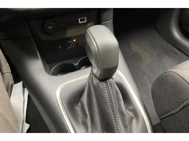 Occasion Citroen C3 Max 1.2 110 EAT6 GREY 16