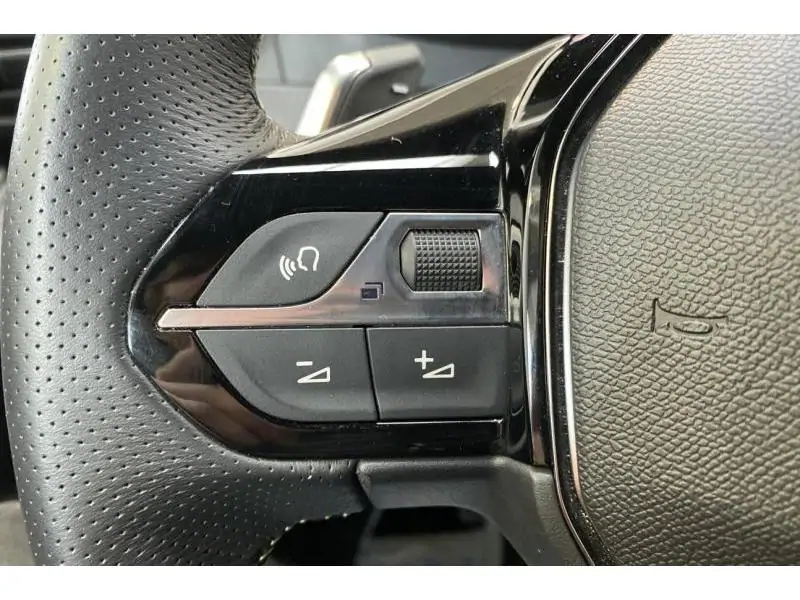 Occasion Peugeot 2008 GT WHITE 21