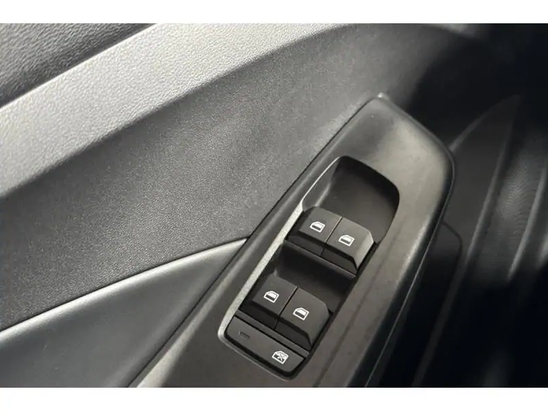 VEHICLE__CONDITION_SERVICE MG MG3 LUXURY HYBRID+ BLACK 17