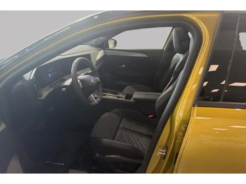 Démo Opel Astra ULTIMATE YELLOW 10