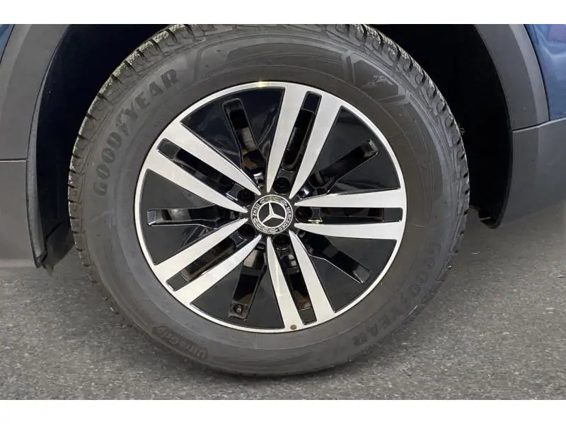 Occasie Mercedes-Benz GLB 200 GLB d BLUE 20