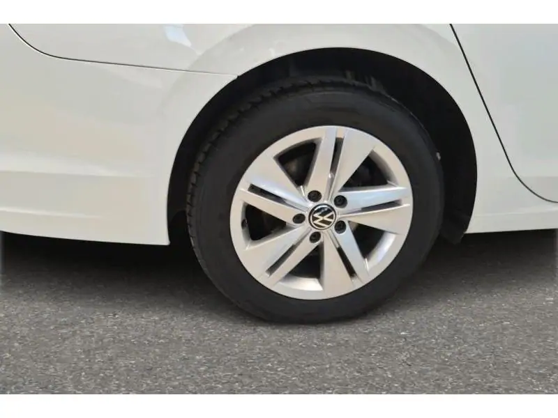 Occasion Volkswagen Golf Variant Berline 1.0 TSI MANUAL WHITE 34