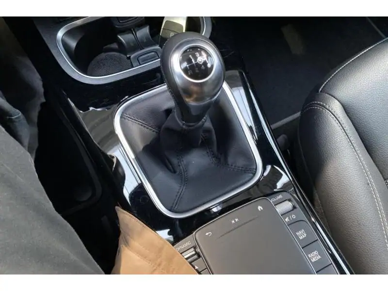 Occasion Mercedes-Benz A 180 Classe A BLACK 16