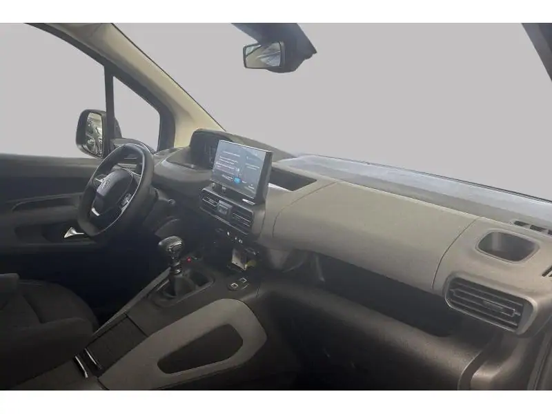 VEHICLE__CONDITION_SERVICE Peugeot Rifter STANDARD ALLURE GREEN 2